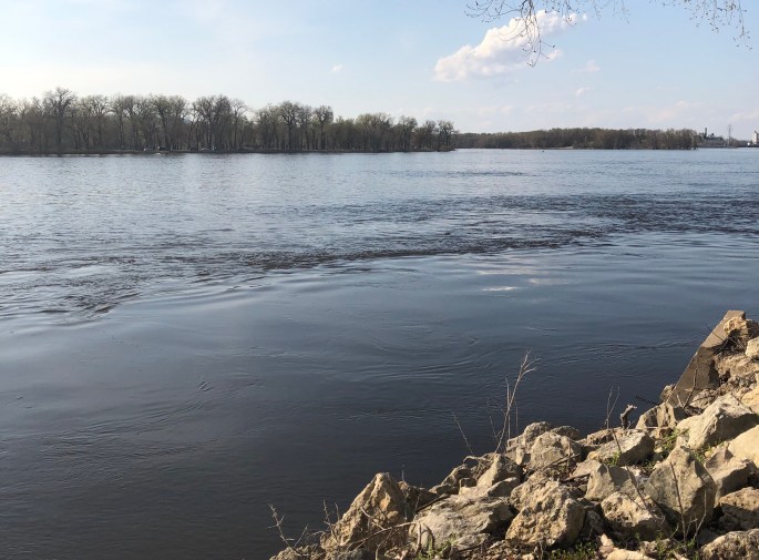 Picture of the Mississippi River